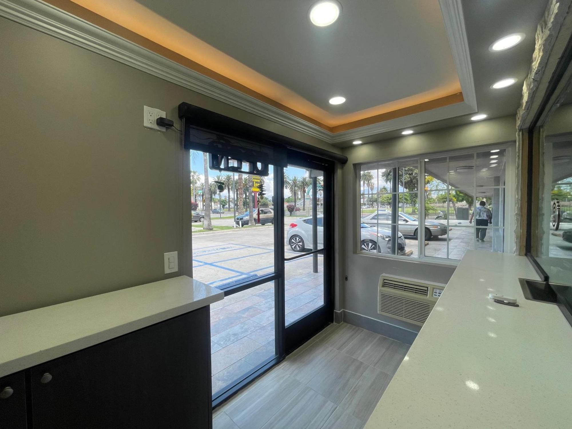 Simplestay Suites - Downtown San Bernardino Exterior foto