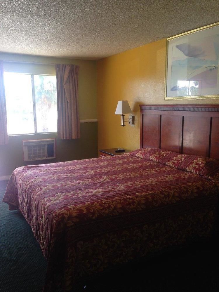 Simplestay Suites - Downtown San Bernardino Exterior foto