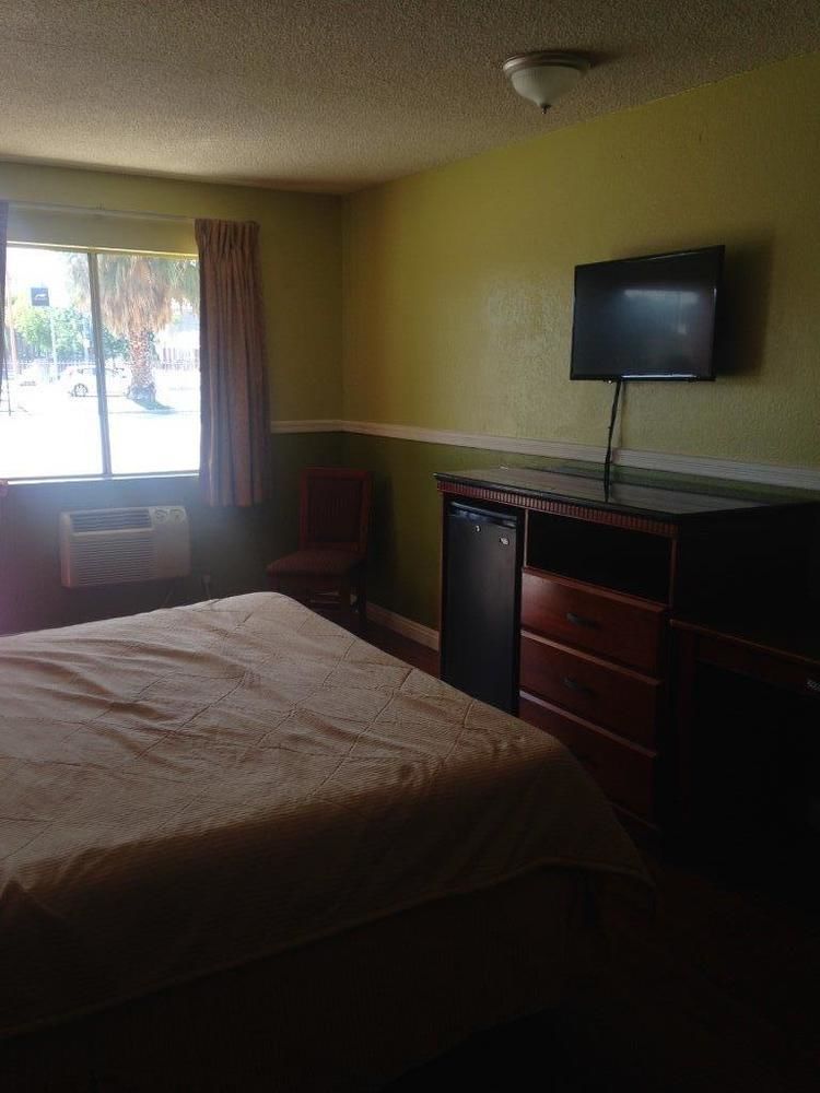 Simplestay Suites - Downtown San Bernardino Exterior foto